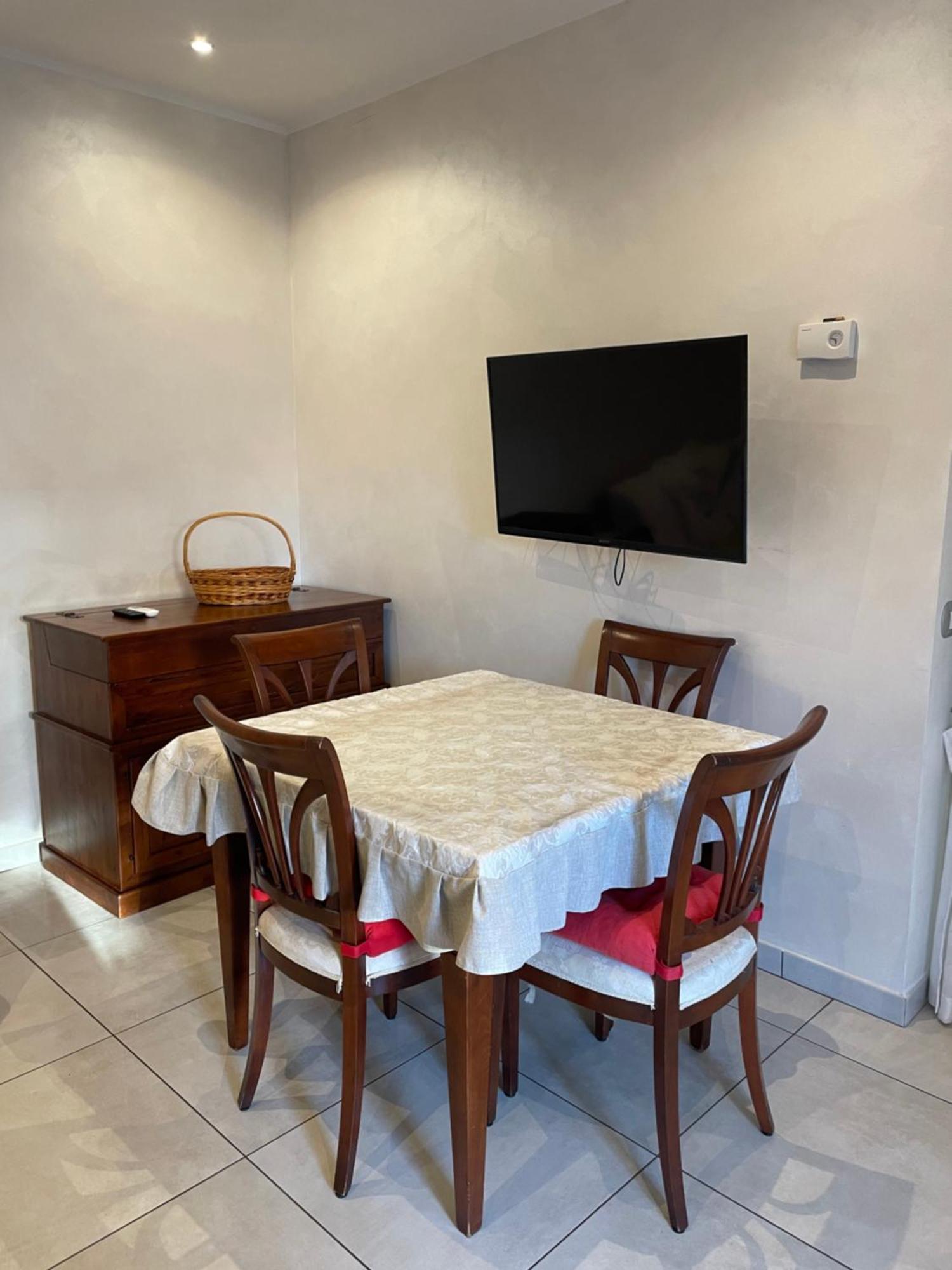 Home With Parking Near The Airport And Beach Fiumicino Exterior foto